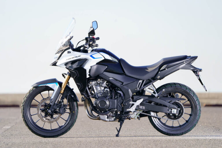 ホンダ|400X|右真横|バイクほど“エンジン外観”にこだわる乗り物は存在しねえ!?「カッコいい国産エンジン」5選