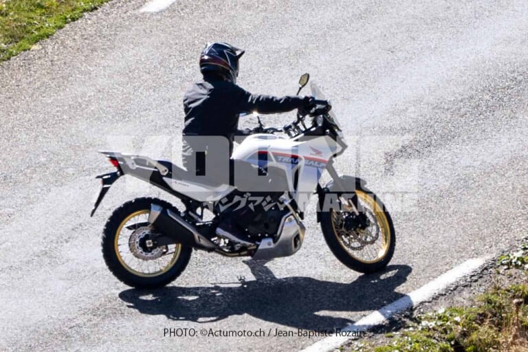 ホンダ|XL750 トランザルプ|【Scoop!】ホンダ新型「トランザルプ」の実車を捉えた! ほぼ量産モデルのXL750で間違いなし