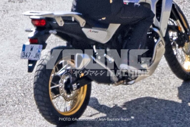 ホンダ|XL750 トランザルプホンダ|XL750 トランザルプ|【Scoop!】ホンダ新型「トランザルプ」の実車を捉えた! ほぼ量産モデルのXL750で間違いなし