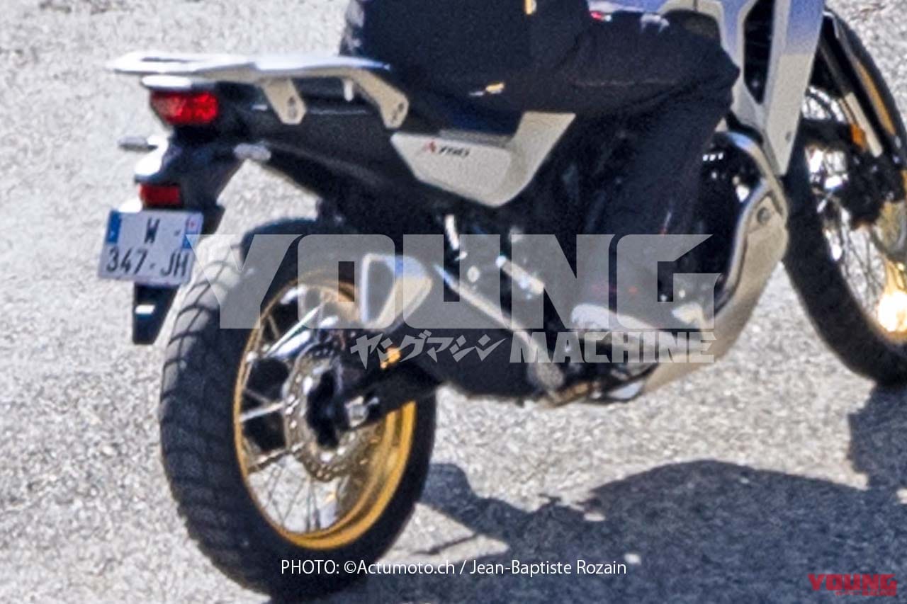 ホンダ|XL750 トランザルプホンダ|XL750 トランザルプ|【Scoop!】ホンダ新型「トランザルプ」の実車を捉えた! ほぼ量産モデルのXL750で間違いなし