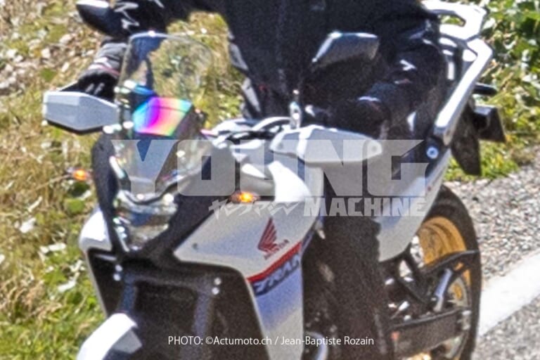 ホンダ|XL750 トランザルプホンダ|XL750 トランザルプ|【Scoop!】ホンダ新型「トランザルプ」の実車を捉えた! ほぼ量産モデルのXL750で間違いなし