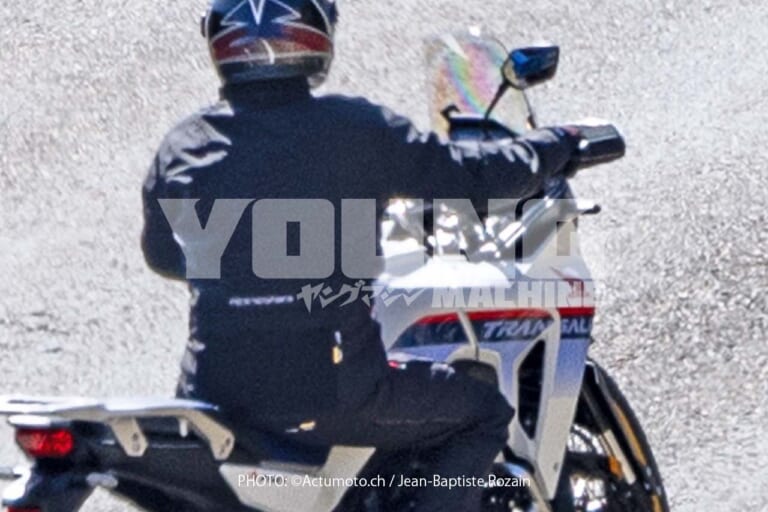 ホンダ|XL750 トランザルプホンダ|XL750 トランザルプ|【Scoop!】ホンダ新型「トランザルプ」の実車を捉えた! ほぼ量産モデルのXL750で間違いなし