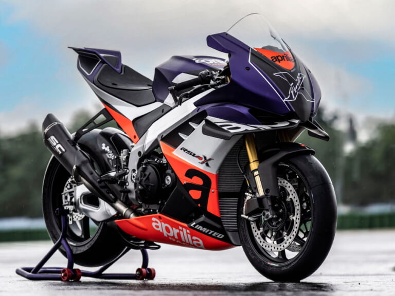 APRILIA RSV4 XTRENTA|アプリリアが「RSV4 XTRENTA」を発表! 230ps/166kgでリヤウイングや“スプーン”も装備