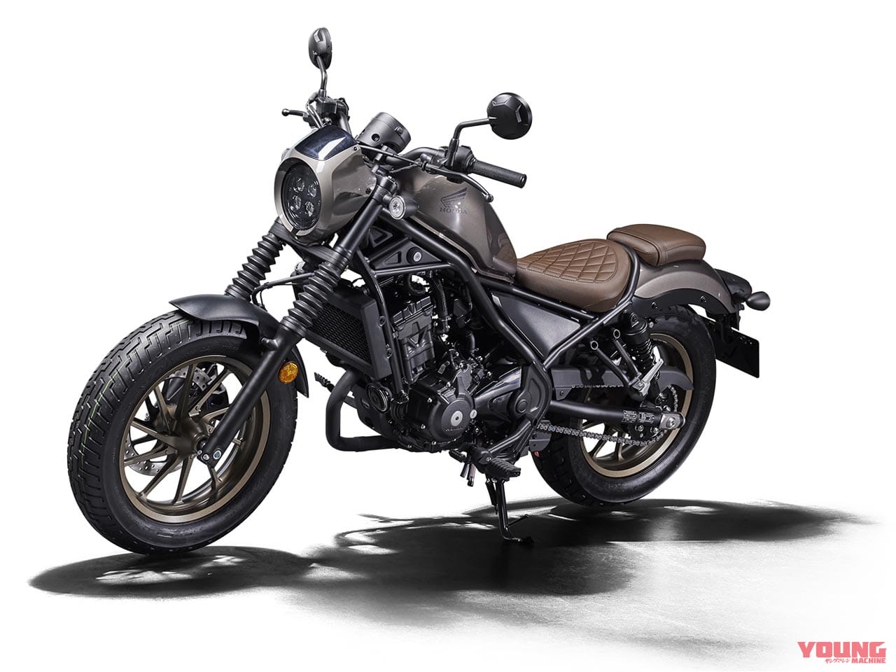 新型 レブル250 登場間近 ホンダが国内snsでティーザーを開始 ニューカラーがよさげだぞ Webヤングマシン 新車バイクニュース 新型 レブル250 登場間近 ホンダが国内snsでティーザーを開始 ニューカラーがよさげだぞ Webヤングマシン 新車バイクニュース