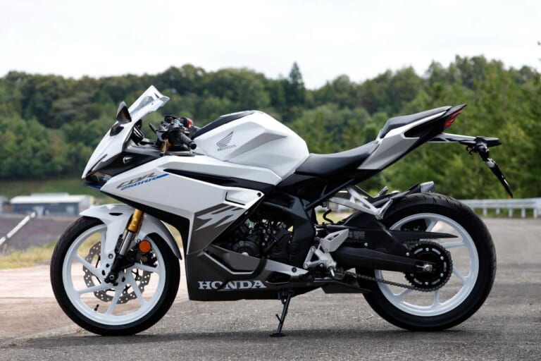 ホンダ|CBR250RR|2023年モデル|ホンダ新型「CBR250RR」が“もてぎ”に出現!! 日本仕様はトラコン装備が確定か