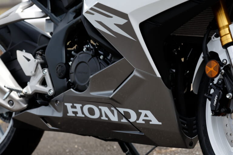 ホンダ|CBR250RR|2023年モデル|ホンダ新型「CBR250RR」が“もてぎ”に出現!! 日本仕様はトラコン装備が確定か