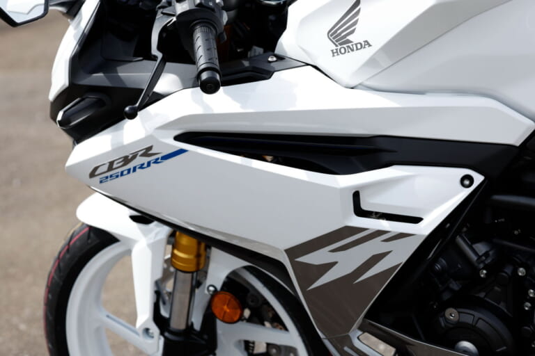 ホンダ|CBR250RR|2023年モデル|ホンダ新型「CBR250RR」が“もてぎ”に出現!! 日本仕様はトラコン装備が確定か