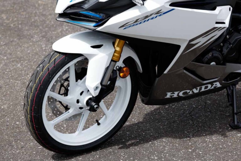 ホンダ|CBR250RR|2023年モデル|ホンダ新型「CBR250RR」が“もてぎ”に出現!! 日本仕様はトラコン装備が確定か