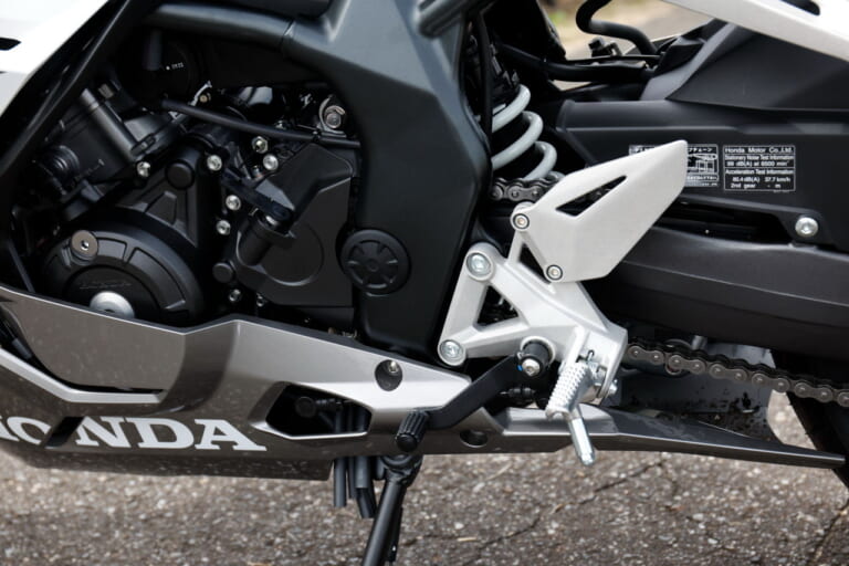 ホンダ|CBR250RR|2023年モデル|ホンダ新型「CBR250RR」が“もてぎ”に出現!! 日本仕様はトラコン装備が確定か