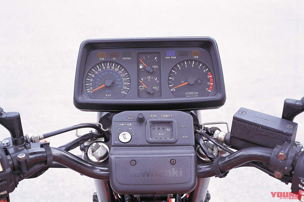 |「グランプリレースの技術を投入」大排気量&FI化を果たした第二世代Zの旗艦:カワサキZ1100GP【あの素晴らしい名車をもう一度】