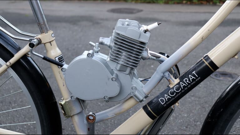 自作モペット製作記 #6|エンジン左横|【異形】中国製エンジンをママチャリに搭載! 果たしてどうなる? 苦難のすえ位置決め&溶接完了〈自作モペット製作記 #6〉