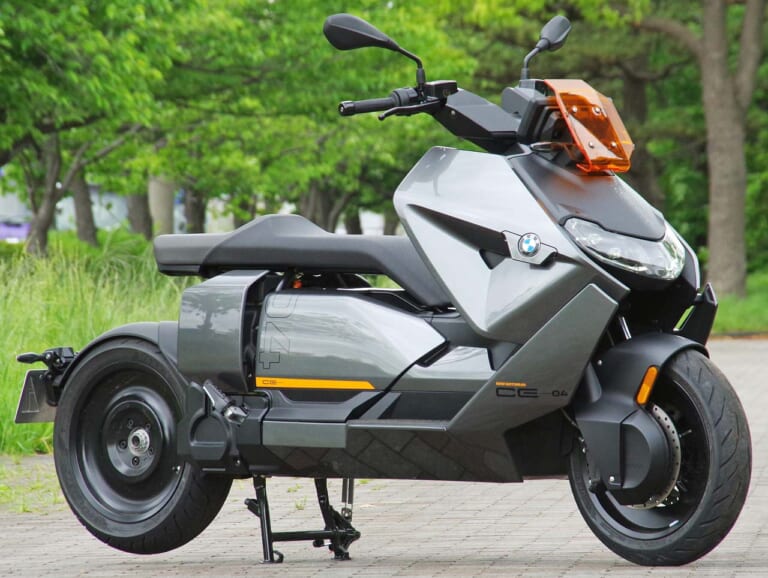BMW CE04|シティライド最適設計! BMWの電動バイク CE04試乗インプレッション