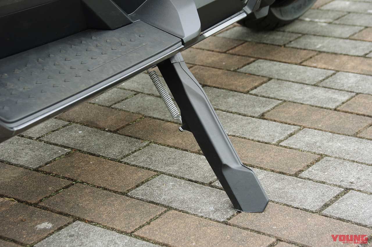 BMW CE04|サイドスタンド|シティライド最適設計! BMWの電動バイク CE04試乗インプレッション