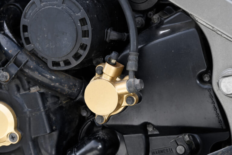 ヤマハFZ750|クラッチリリース|‘80s国産名車 ヤマハFZ750 完調メンテナンス【消耗部品はそれなりに揃うが、状況は厳しい】