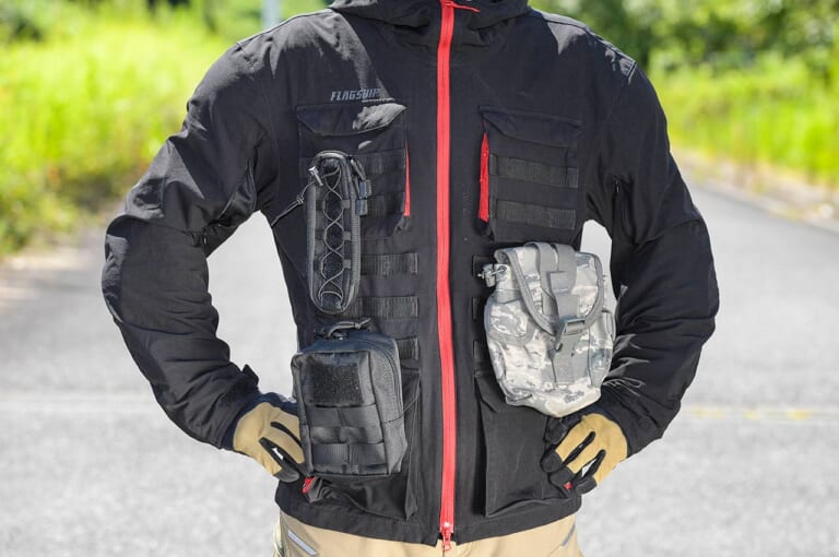 フラッグシップ リフレイムジャケット|ウェビングテープ|焚き火に当たれる多機能バイクウエア! フラッグシップ リフレイムジャケット試用インプレッション【難燃&拡張の強力タッグ】