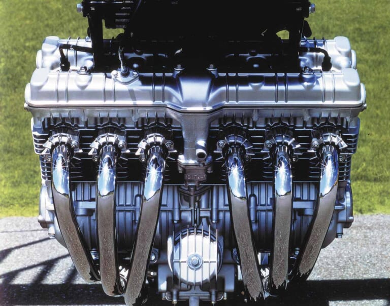 ホンダ CBX|量産二輪初の”24バルブ インライン6”:ホンダCBX【あの素晴らしい名車をもう一度】