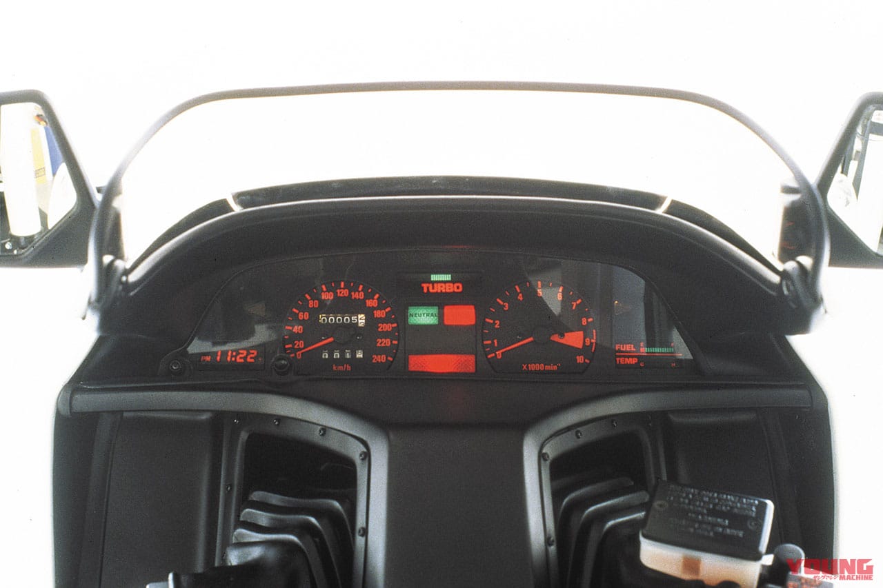 |「2輪ターボ車第1号! 」1980年代”ターボ戦国時代”の幕開け:ホンダCX500ターボ【あの素晴らしい名車をもう一度】