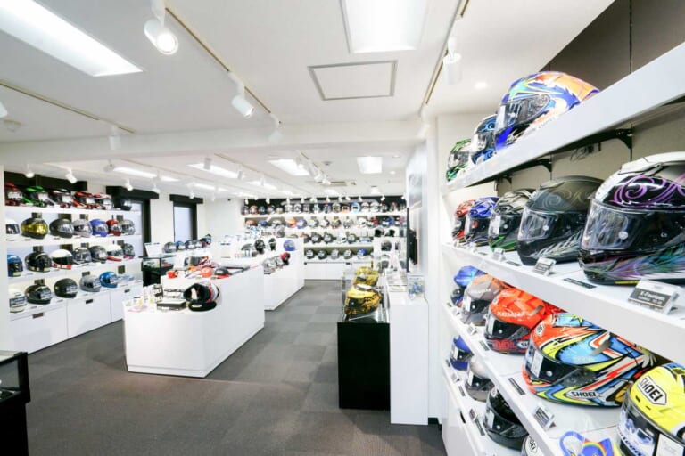 SHOEIギャラリー横浜が11月17日にOPEN！ 販売モデルの全てを現物確認できるぞ！（25ページ目）