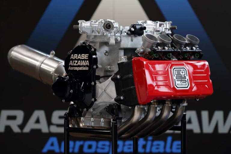 アラセ・アイザワ・アエロスパシアル|超無人機|AZ-1000|エンジン|國男|空飛ぶGSX-R1000(のエンジン)!『超無人機』……だと……? アラセ・アイザワ・アエロスパシアルが実機初公開