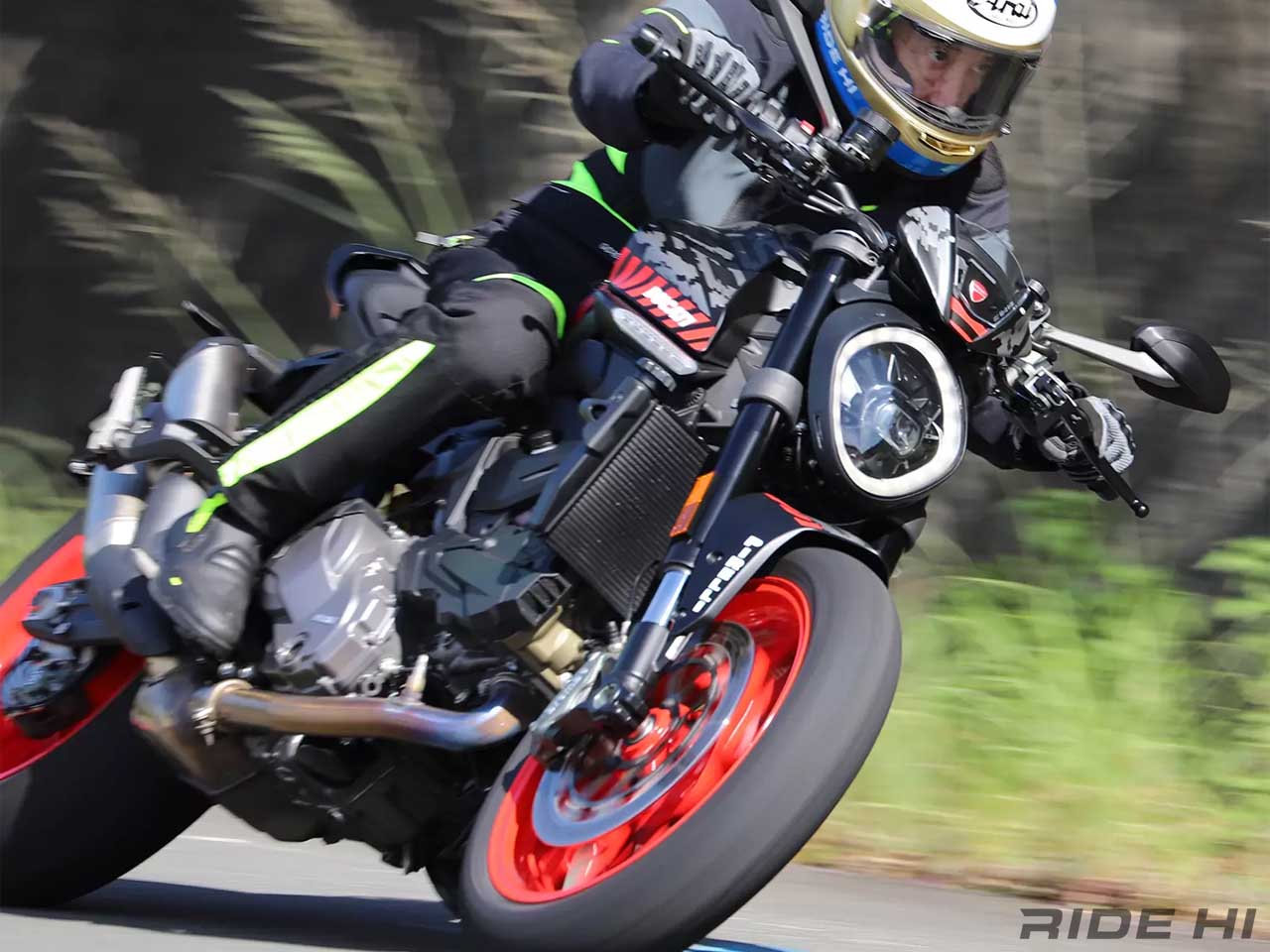 【超目玉枠】 DUCATI MONSTER 試乗インプレ】400より軽く乗りやすい進化の バイク電装パーツ