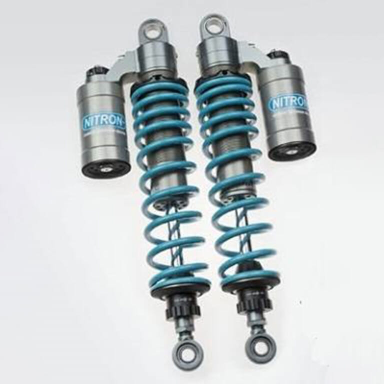 ナイトロン レブル1100用ツインR3シリーズ|ヤンマシ的ホットアイテムピックアップ×9選〈SHOEI/リゾマ/ダンロップ etc.〉