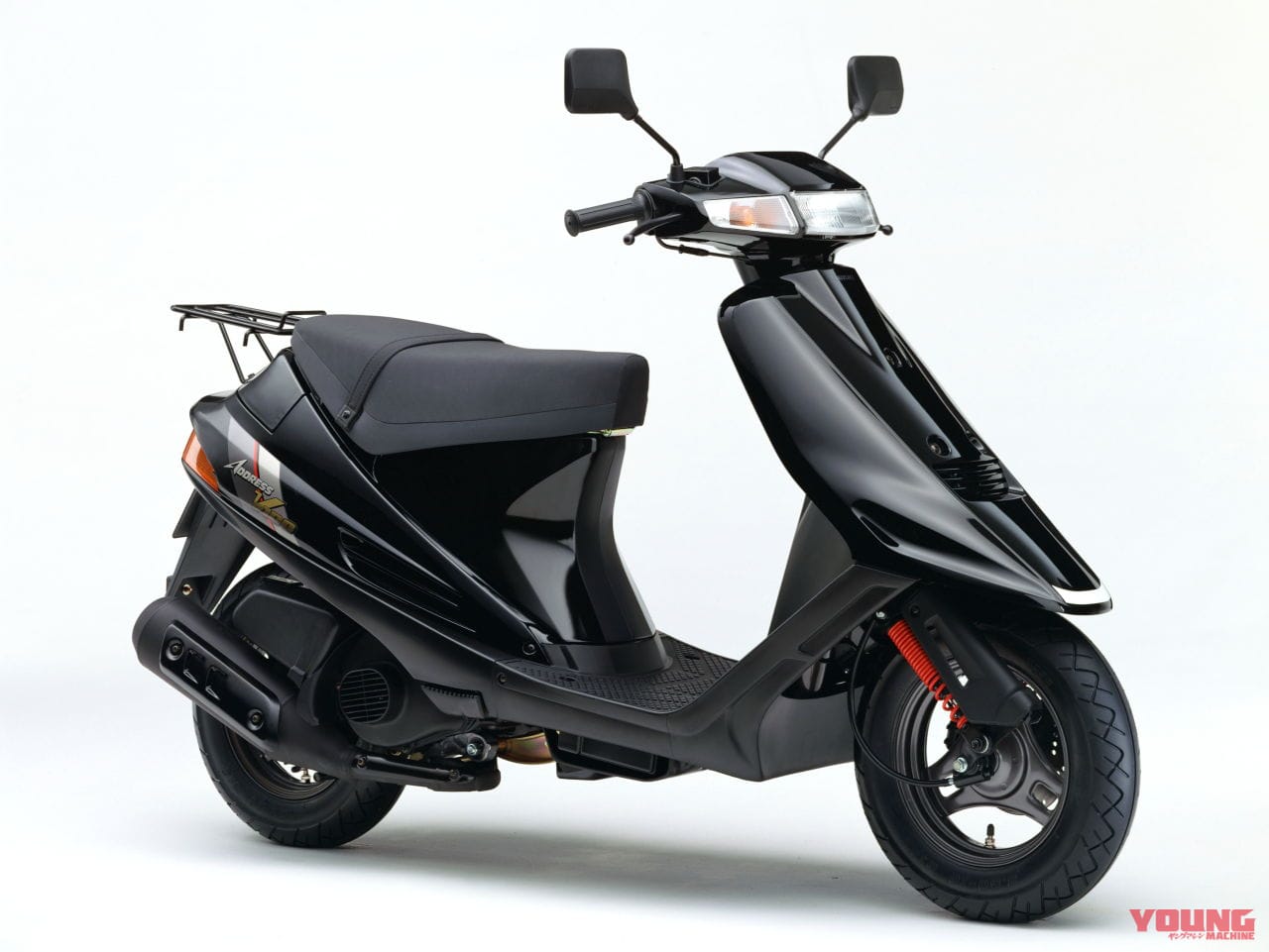 スズキ|アドレスV100|1991年モデル|スズキ新型「アドレス125」登場! アドレスV100から31年の歴史を継承しつつ丸みのあるデザインへ