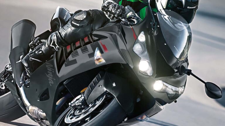 日本ではもう二度と買えない？ カワサキ「ニンジャZX-14R」2023年 