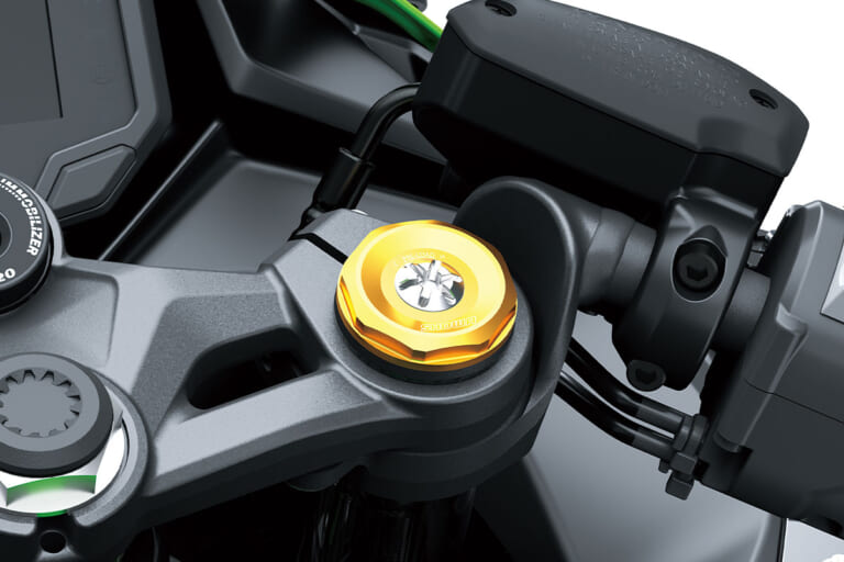 カワサキ|ニンジャZX-25RR|インドネシア仕様|ホンダ対カワサキの覇権争いが再燃! 新型「CBR250RR」vs「ニンジャZX-25RR」を比較