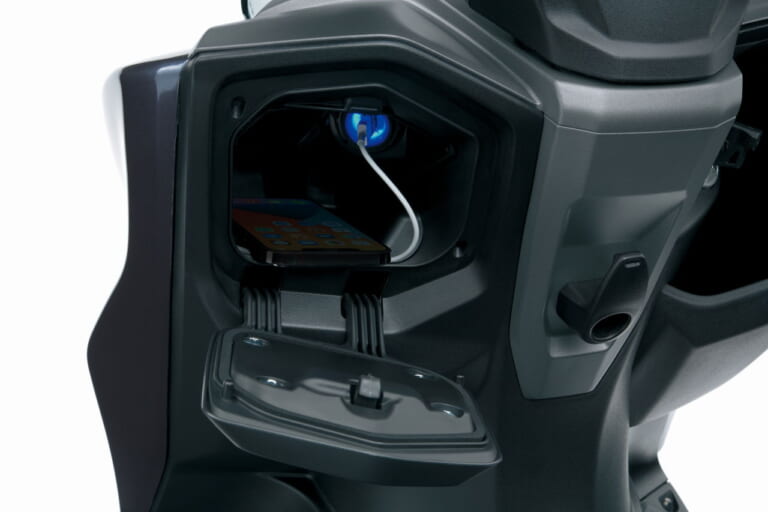 スズキ|バーグマンストリート125EX|欧州仕様|スズキ新型車「バーグマンストリート125EX」登場! 欧州で原付二種スクーター×3車が揃い踏み