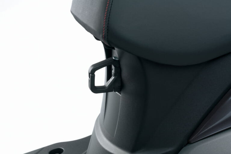 スズキ|バーグマンストリート125EX|欧州仕様|スズキ新型車「バーグマンストリート125EX」登場! 欧州で原付二種スクーター×3車が揃い踏み