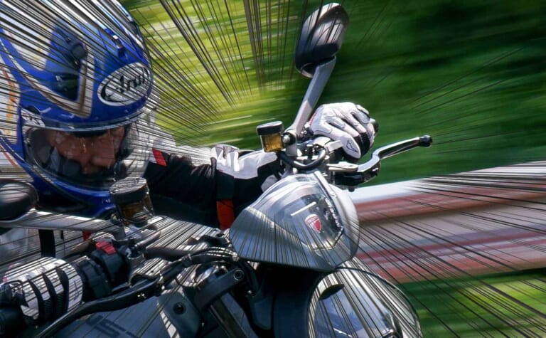 Q20：クラッチの油圧式とワイヤー式ってどっちがいい？【30秒でわかる! バイクの疑問】