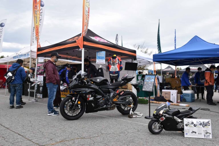 ヤマハモーターサイクルデー2022|2台のヤマハが初公開! YZF-R7 SPにTW200のハイブリッド3駆が登場だ