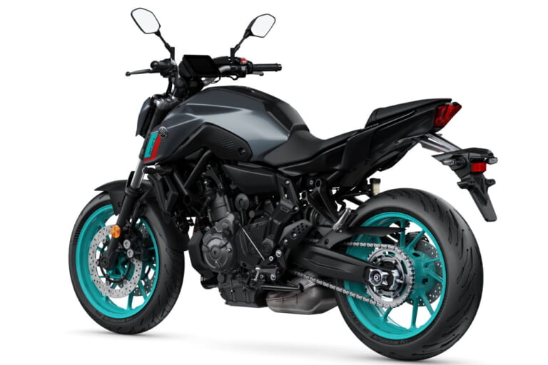 ヤマハ|MT-07|欧州仕様|2023年モデル|ヤマハ新型「MT-07」登場! クイックシフター対応&スマホ連動TFTフルカラーメーター採用【欧州】