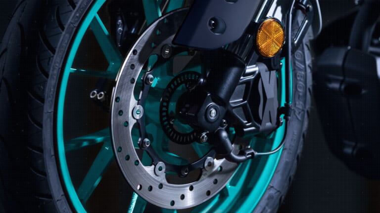 ヤマハ|MT-125|欧州仕様|2023年モデル|ヤマハ「MT-125」新型はトラコン&5インチTFTメーターで進化! 日本にも来ちゃいなYO!【欧州発表】