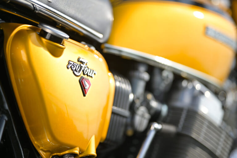HONDA CB750FOUR|丸山浩の絶版バイク試乗フォト RZ350/GSX1100Sカタナ/CB750フォア【絶版バイクの最新事情】