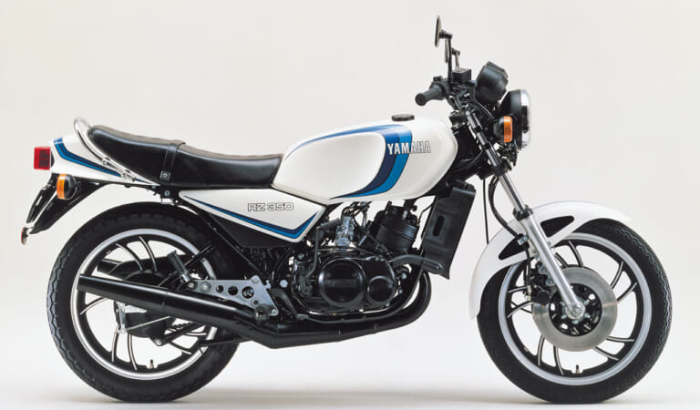 YAMAHA RZ350|ヤマハXSR900:最新国産大型ネオクラ比較試乗インプレ【これがヤマハ流ネオクラシックの回答だ!】