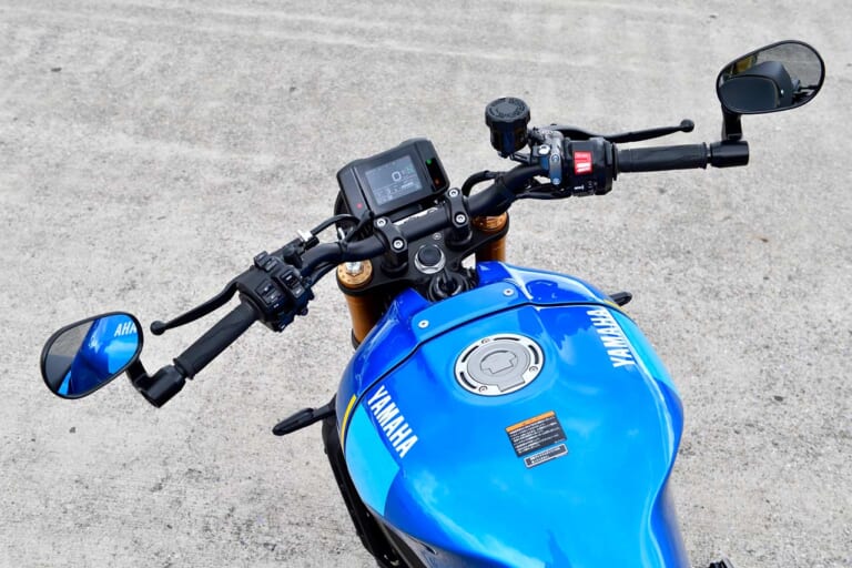 YAMAHA XSR900|ヤマハXSR900:最新国産大型ネオクラ比較試乗インプレ【これがヤマハ流ネオクラシックの回答だ!】