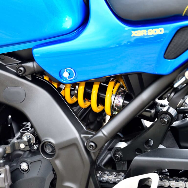 YAMAHA XSR900|ヤマハXSR900:最新国産大型ネオクラ比較試乗インプレ【これがヤマハ流ネオクラシックの回答だ!】