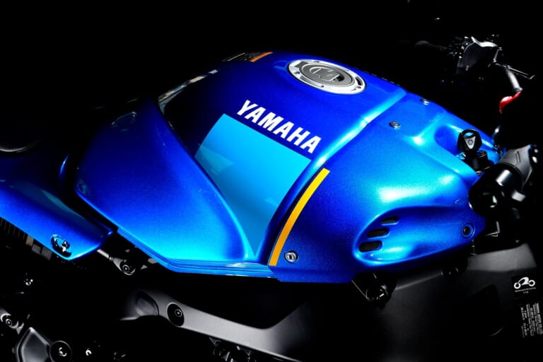 YAMAHA XSR900|ヤマハXSR900:最新国産大型ネオクラ比較試乗インプレ【これがヤマハ流ネオクラシックの回答だ!】