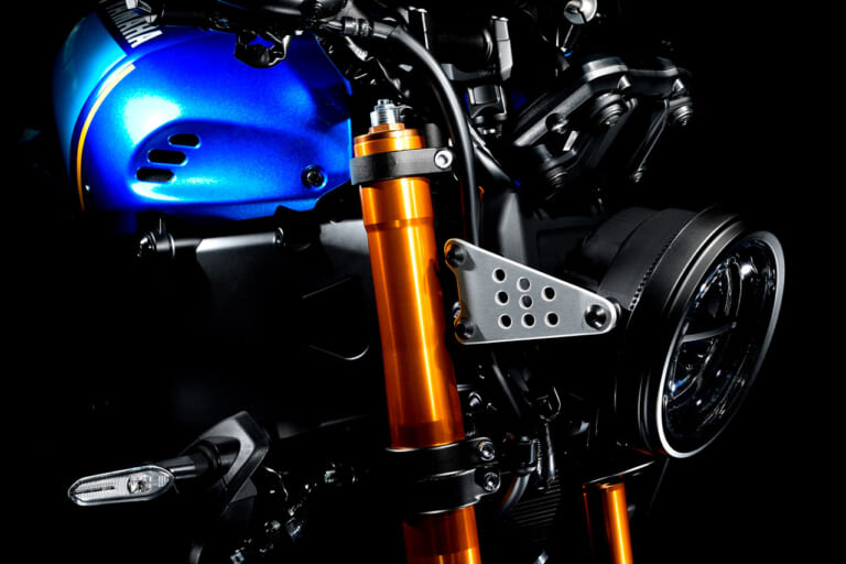 YAMAHA XSR900|ヤマハXSR900:最新国産大型ネオクラ比較試乗インプレ【これがヤマハ流ネオクラシックの回答だ!】