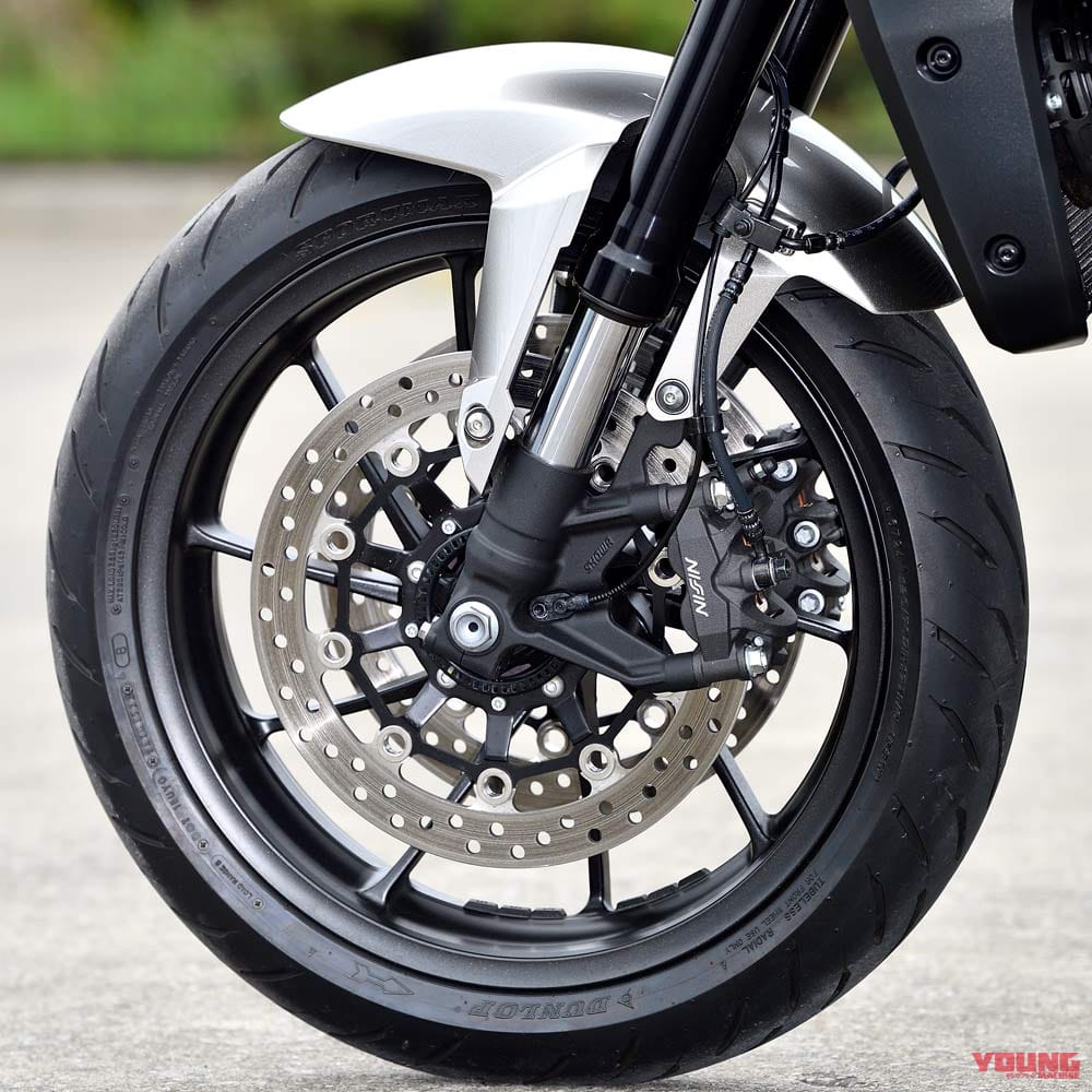 |ホンダ ホーク11:最新国産大型ネオクラ比較試乗インプレ【ホンダ流のネオクラはカフェレーサー! 味わいを技術で再現】