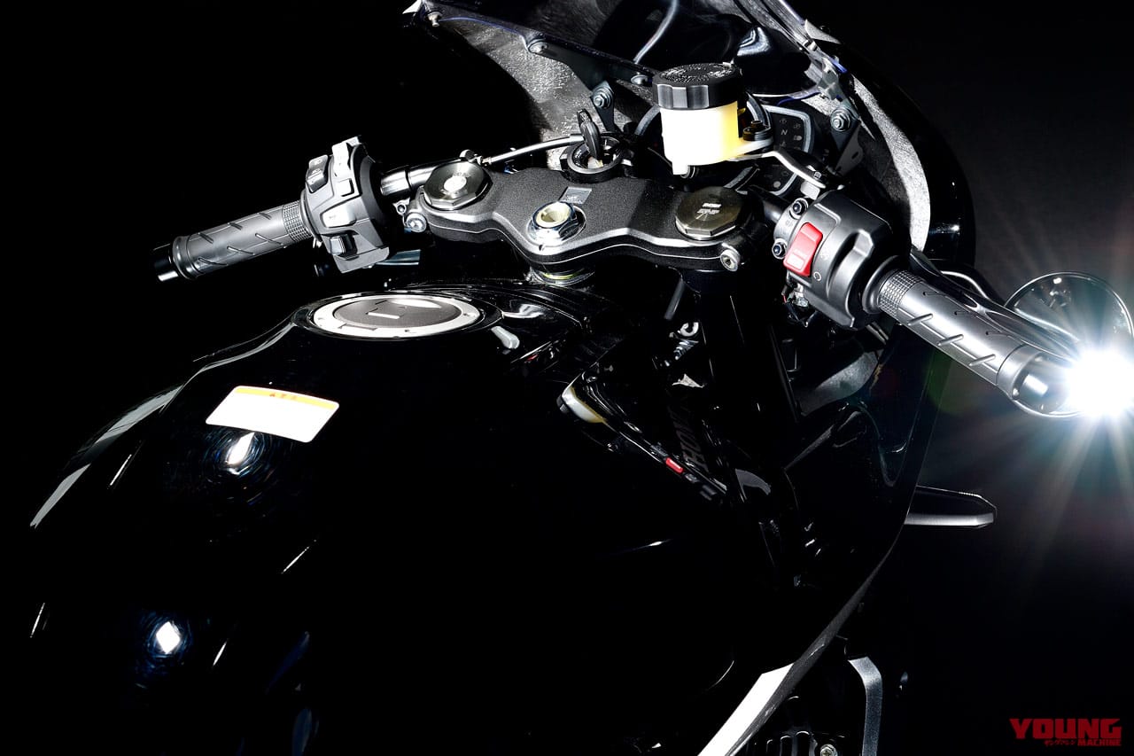 |ホンダ ホーク11:最新国産大型ネオクラ比較試乗インプレ【ホンダ流のネオクラはカフェレーサー! 味わいを技術で再現】