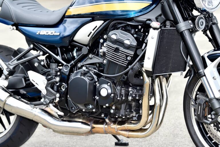 KAWASAKI Z900RS|カワサキZ900RS:最新国産大型ネオクラ比較試乗インプレ【連綿と続くZの血統。不変こそが最大の武器】