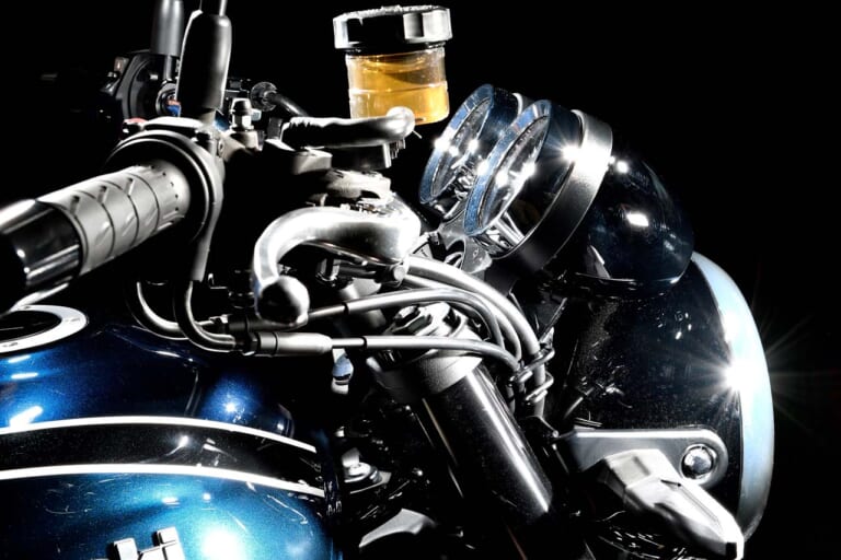 KAWASAKI Z900RS|カワサキZ900RS:最新国産大型ネオクラ比較試乗インプレ【連綿と続くZの血統。不変こそが最大の武器】