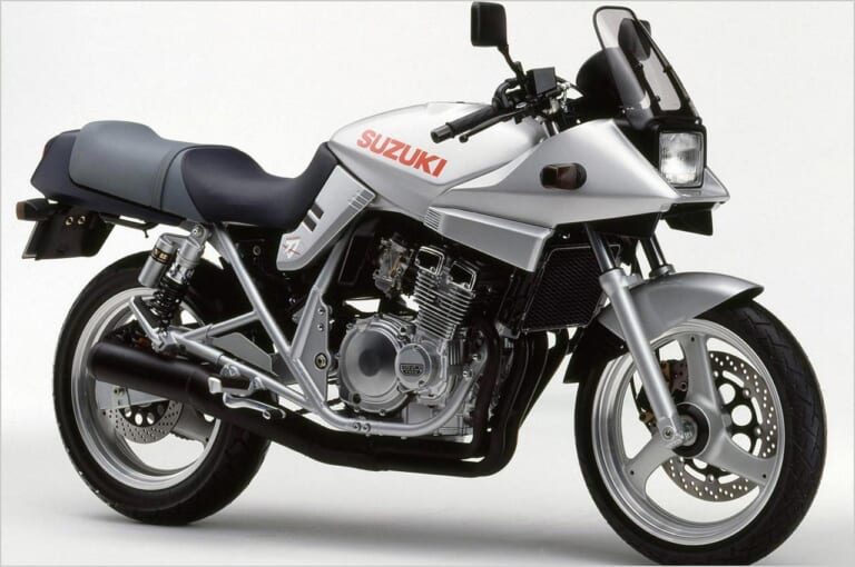 SUZUKI GSX250SS|スズキKATANA:最新国産大型ネオクラ比較試乗インプレ【異形から伝説へ。その歴史は繰り返すのか?】