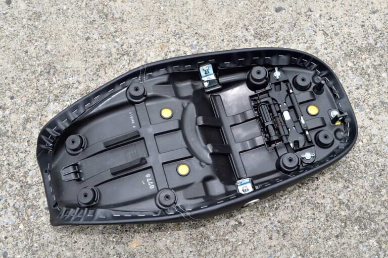 YAMAHA XSR900|ヤマハXSR900:最新国産大型ネオクラ比較試乗インプレ【これがヤマハ流ネオクラシックの回答だ!】