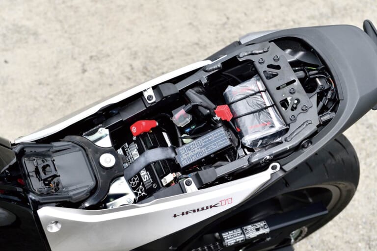 HONDA HAWK11|ホンダ ホーク11:最新国産大型ネオクラ比較試乗インプレ【ホンダ流のネオクラはカフェレーサー! 味わいを技術で再現】