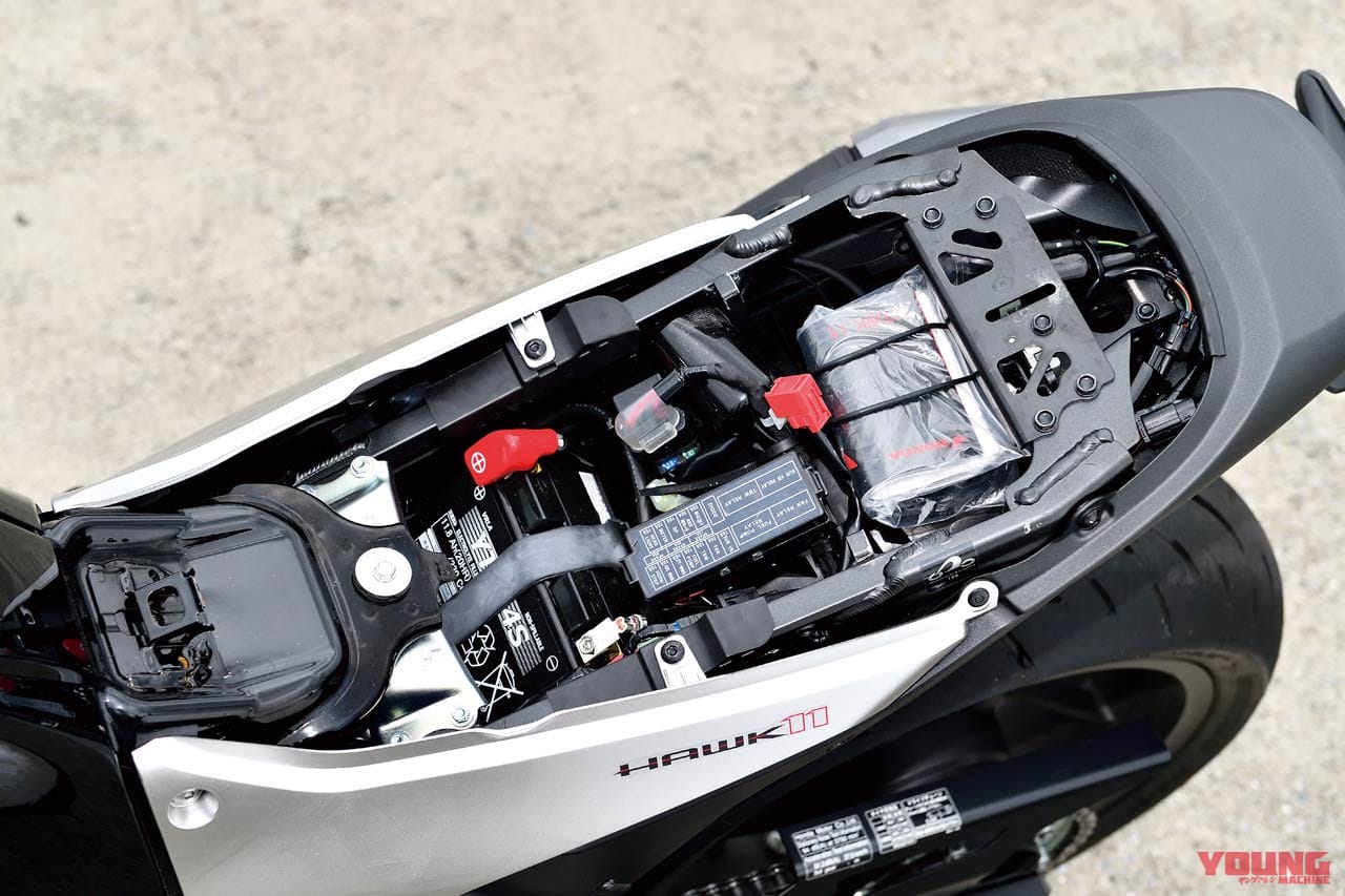 |ホンダ ホーク11:最新国産大型ネオクラ比較試乗インプレ【ホンダ流のネオクラはカフェレーサー! 味わいを技術で再現】