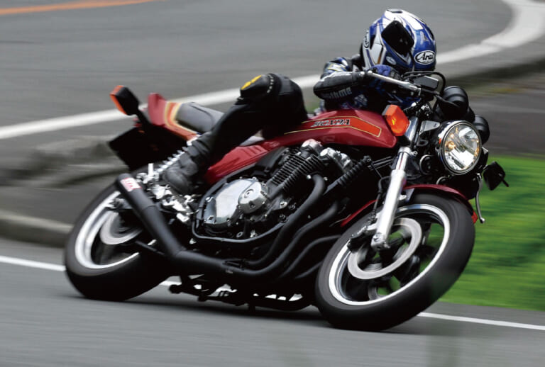 WITH ME CB1100 Project F|ホンダ CB1100を往年の名車仕様に! 3つのレトロフィットカスタム〈CB900F/CB750フォア/CB1100R〉