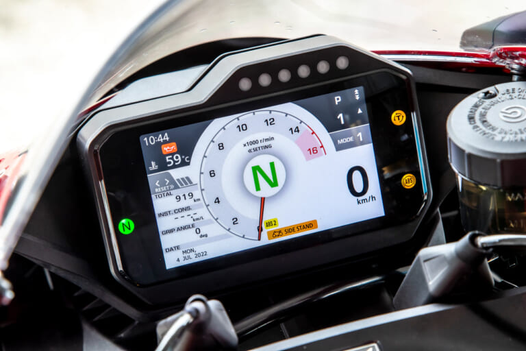 HONDA CBR1000RR-R FIREBLADE SP|ホンダ CBR1000RR-R FIREBLADE SP ディテール解説【スペックを落とさず新規制に対応】